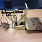 Antiek Weegschaal Creme